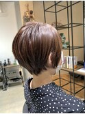 ショートボブ