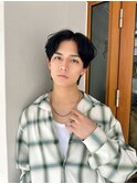 マッシュツーブロック束感黒髪シークレットパーマセンターパート