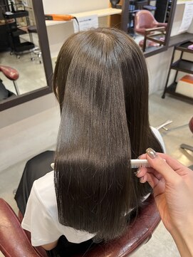 ミーテ(mi:te) 艶髪