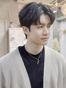 ジィルム(XELM) メンズカットダウンパーマ韓国メンズスタイル