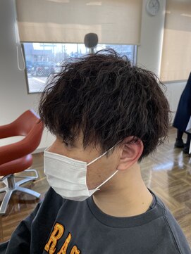 バンファミリー 北四ツ居店(Van family) メンズパーマ