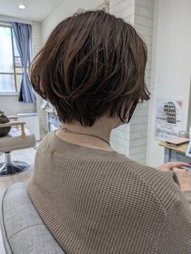 ガーデン バイ イル(GARDEN by illu Co.Ltd) 軽やかに動きのあるショートボブ◇