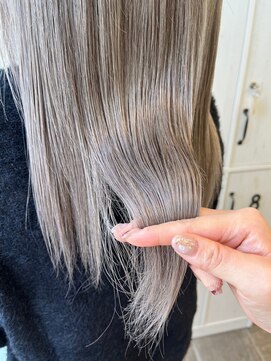 ルプラ チッタ(le-pla Citta) 艶髪/美発色ダブルカラー/アッシュベージュ