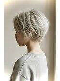 ハイトーンくびれショートボブ