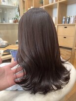 バイオレット ナゴヤ(Violet Nagoya)&nbsp;ミディアムレイヤーカット外ハネピンクブラウンショコラピンク