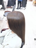 トウキョウヨシつね 御幸ヶ原店(TOKYO Yoshi)&nbsp;白髪ぼかしハイライト/オリーブブラウン/髪質改善
