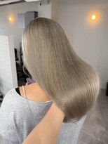 ジゼル 栄 矢場町(Giselle)&nbsp;RENYA グレージュ ケアブリーチ ハイトーンカラー