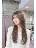 ユニオン(Union)&nbsp;顔周りレイヤーと透明感カラーのロングウルフ