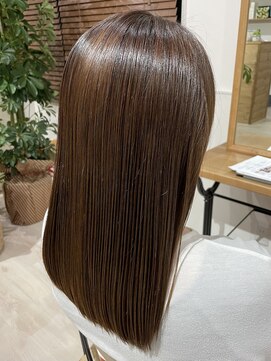 ハロ(Halo) ナチュラルストレート