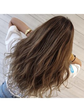 クレア(CREA) 大人可愛い大人美人くすみカラーアッシュグレーベージュ