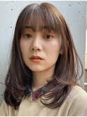 ミディアムローレイヤー ワンカール ベージュ 表参道 20代30代