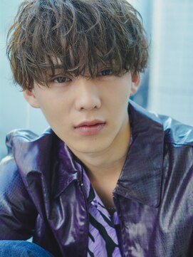 アルファ 新宿(alpha) サーフカール/ 刈り上げセンターパート/ブルーブラック[新宿駅]