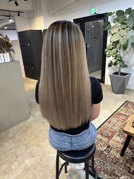 メリー オオサカ(Merly Osaka) ハイトーンと中明度の間!バレイヤージュ_natural beige_