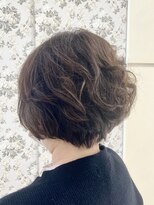 ルシエル バイ カトレアグループ(Le Ciel)&nbsp;30代40代ゆるふわパーマ風ショートボブ