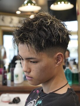 アパッシュ 東光店(Apache) メッシュカラー、ツイストショート