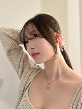 ユニコ(unico) レイヤーカット/顔まわりカット/小顔カット