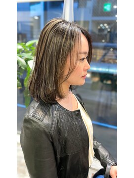 ピークス(PEAKS) 大人切りっぱなしロブミディアムボブかきあげ前髪地毛ハイライト