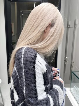 ソル 栄矢場町(SOL) ホワイトブロンド/ブロンドカラー/抜きっぱなしブロンド