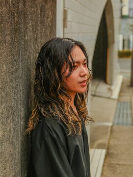 ロング×ハイライト×パーマ