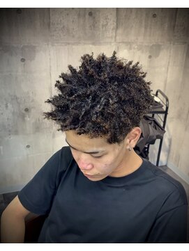 メゾンフォーメン トアロード(Maison for men TorRoad) スパイキーアフロ