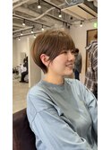 コンパクトショート×ベージュカラー♪