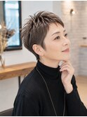 大人美人ひし形ハンサムショート小顔マッシュレイヤー
