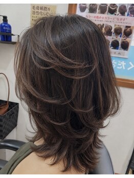 木洩れ陽サロンアイリスの写真/お客様の悩みを聞いてお好みに仕上がる髪質を考えたカットであなたらしいヘアを！