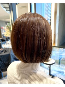 ウノプリール 西梅田ハービスプラザ店(uno pulir) 【KEN】ショートボブ