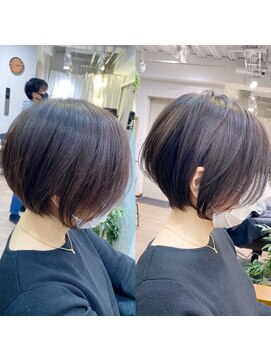 アヴァロン(AVALON) 暗髪大人ショートボブ・艶髪ダークグレージュ【BISA】