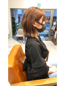 ネイロ 錦糸町(NeiRo) オフィスヘアエアリーミディショートパーマ黒髪カタログ