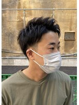 爽やかツーブロック大人アップバング　束感ショート