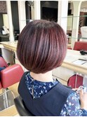 大人可愛いレッド×丸みショートボブ/うる艶/耳にかけても可愛い