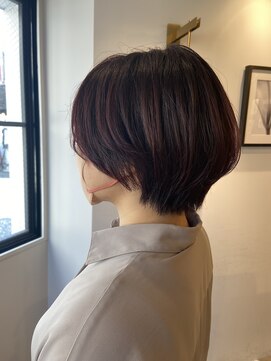 ムーン ティコブラーエ(moon tico brae) 7月【グレージュカラー/シルキーベージュ/斜めバング】