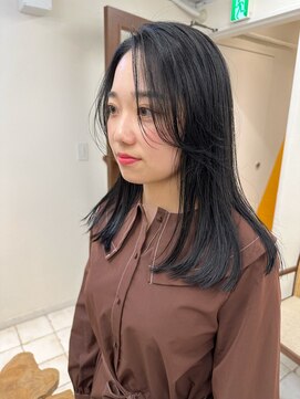 アム(amu) 髪質改善酸性ストレート/ぷつっとミディアム/地毛風縮毛矯正