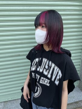 イナズマヘアー(INAZUMA HAIR) ポイントカラー×ウルフボブ