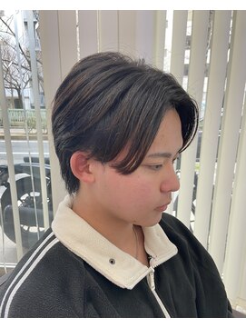 ザデイトウキョウ 表参道 青山(THE DAY TOKYO) 前下がりセンターパート