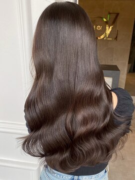 ドロシー 郡山桑野店(Dorothy) ミニウルフチェリーブラウンホワイトグレージュフェザーパーマ