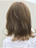 ハイトーンベージュ