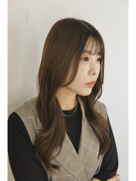 ラグシー(RAGCIE) 【ひとみ】透け感ベージュ×艶髪ロングヘア