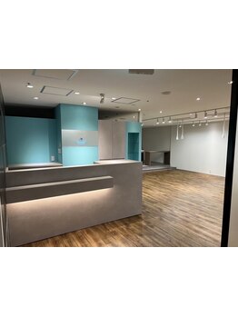 プライベートルームであなたの髪質に合ったケアをご提案♪髪のお悩みはご相談ください☆