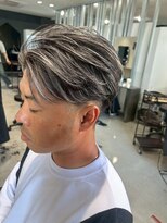 メンズサロン キング 高槻店(Men’s salon K!ng) フェザーショートアップバングセンターパートメンズハイライト