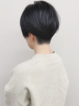 モリオ(morio) 【morio浦和 安齋大樹】前下がり刈り上げハンサムショート