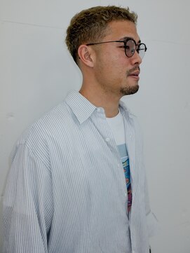 ウェルネス(Wellness) メンズ/テーパーフェード/ブリーチ