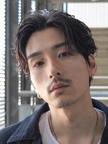 バイフィフス 原宿/表参道(by fifth)&nbsp;原宿メンズパーマフェザーパーマセンターパートガイルヘアゆるめ