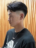 テラス(Terrace) 【20代30代】横顔がキマる骨格補正フェードカット【札幌/大通】