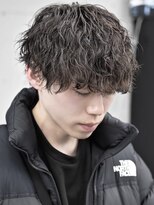 オーバル ジングウマエ(OVARL jingumae)&nbsp;縦落ちパーマツイストスパイラルシャドウパーマフェザーパーマ