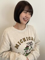 ウシワカマル ミライ(USHIWAKAMARU MIRAI)&nbsp;グレージュ/切りっぱなしボブ