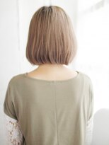 ヘアメイク ナル(hair make nalu) ハイトーングレージュのナチュラルボブスタイル