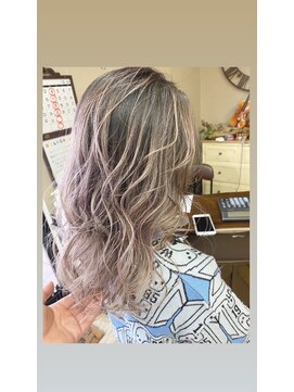 ヘアー アート オクロック(HAIR ART O'CLOCK) ミルクティバレイヤージュ