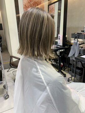 トルネード(TORNADO) ハイライトバレイヤージュロブ